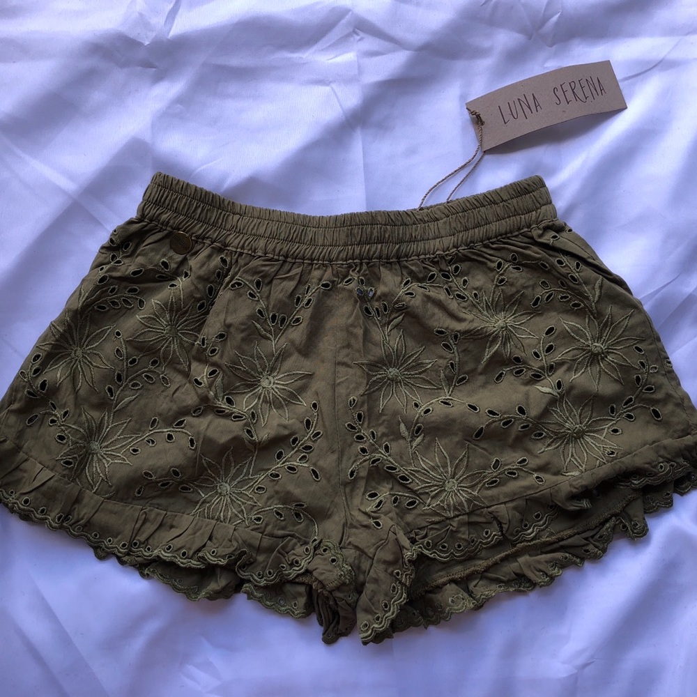 Luna Serena olive shorts